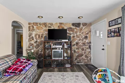 Other - 1812 E Converse St, Springfield, IL 62702 photo 5 of 13