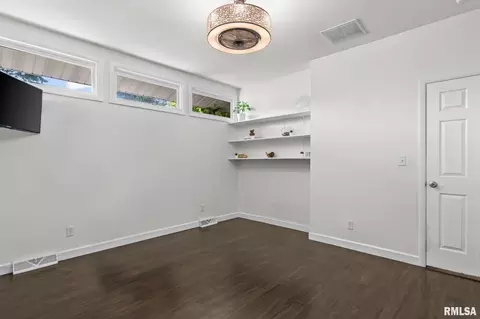 Other - 2001 Creighton Rd, Springfield, IL 62703 photo 8 of 9