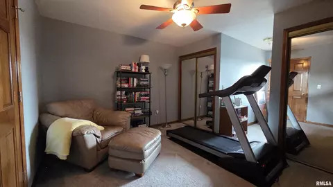 Bedroom - 3816 Bluestem Ct, Springfield, IL 62707 photo 4 of 4