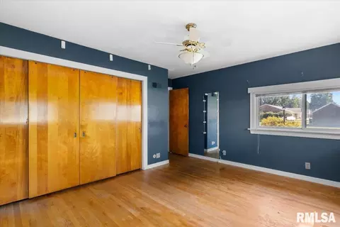 Bedroom - 2952 S 5th St, Springfield, IL 62703 photo 3 of 6