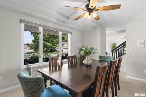 Dining - 5105 Eagle Rdg, Springfield, IL 62711 photo 7 of 7