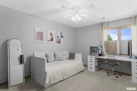 Bedroom - 5105 Eagle Rdg, Springfield, IL 62711 photo 7 of 14