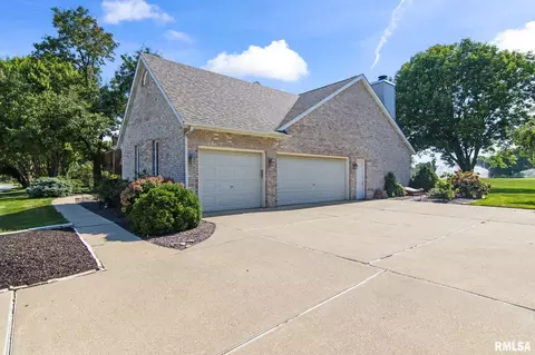 Exterior - 5105 Eagle Rdg, Springfield, IL 62711 photo 4 of 16