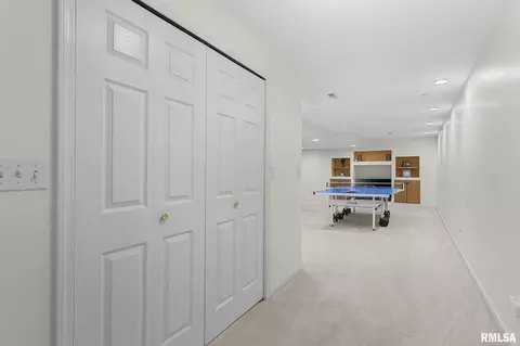 Entry Way - 5105 Eagle Rdg, Springfield, IL 62711 photo 4 of 4
