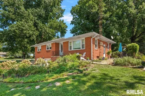 Exterior - 14 Hackney Ln, Springfield, IL 62702 photo 3 of 14
