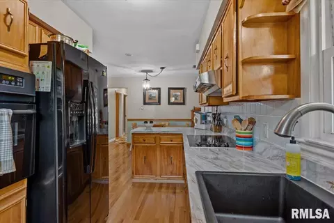 Kitchen - 14 Hackney Ln, Springfield, IL 62702 photo 3 of 3