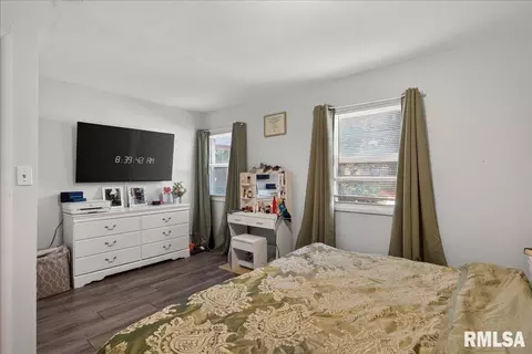 Bedroom - 48 Beverly Rd, Springfield, IL 62702 photo 2 of 6