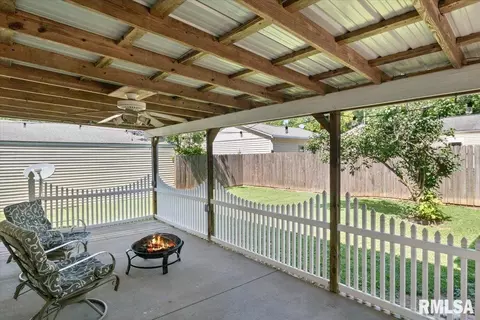 Exterior - 48 Beverly Rd, Springfield, IL 62702 photo 3 of 6