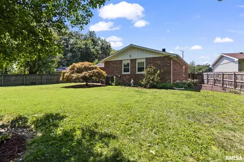 Exterior - 127 E Hawkeye Way, Springfield, IL 62707 photo 8 of 9