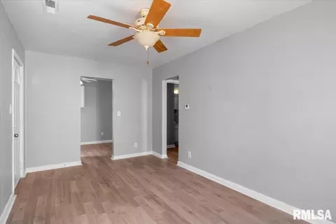 Entry Way - 1925 N 20th St, Springfield, IL 62702 photo 1 of 5
