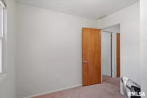 Bedroom - 16 Salem Rd, Springfield, IL 62702 photo 5 of 5