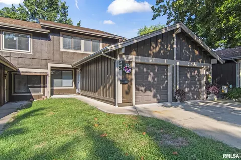Exterior - 68 Trailridge Ln, Springfield, IL 62704 photo 1 of 5