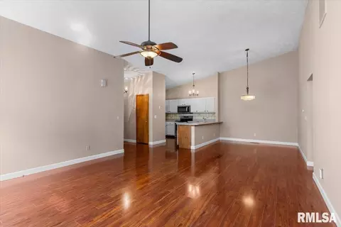 Living - 2402 Checkerberry Ln, Springfield, IL 62711 photo 3 of 5