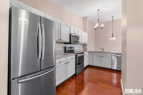 Other - 2402 Checkerberry Ln, Springfield, IL 62711 photo 4 of 7