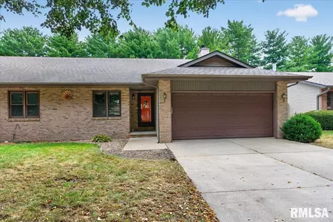 Exterior - 2402 Checkerberry Ln, Springfield, IL 62711 photo 2 of 8