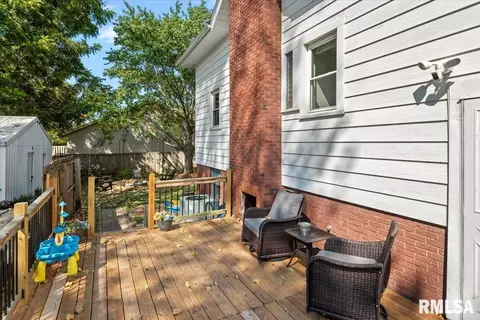 Exterior - 3501 W Iles Ave, Springfield, IL 62711 photo 3 of 9