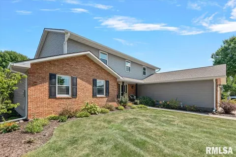 Exterior - 3220 Red Bud Ln, Springfield, IL 62712 photo 2 of 10