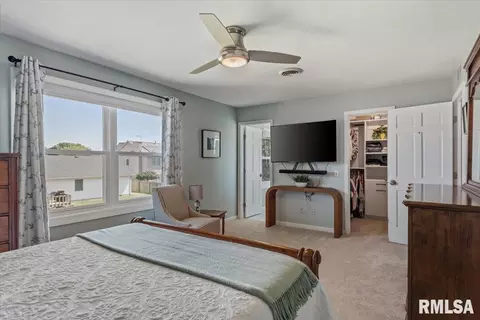 Bedroom - 3220 Red Bud Ln, Springfield, IL 62712 photo 4 of 10