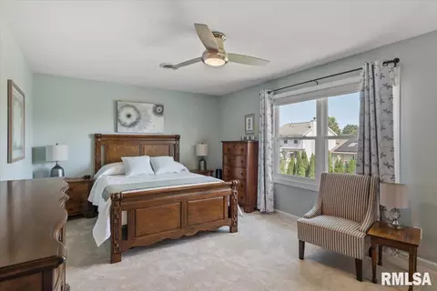 Bedroom - 3220 Red Bud Ln, Springfield, IL 62712 photo 1 of 10