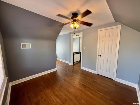 Bedroom - 2416 S 5th St, Springfield, IL 62703 photo 9 of 10