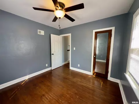 Bedroom - 2416 S 5th St, Springfield, IL 62703 photo 3 of 10