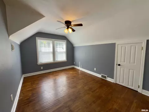Bedroom - 2416 S 5th St, Springfield, IL 62703 photo 4 of 10