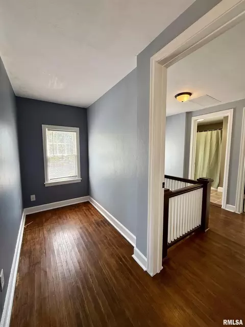 Entry Way - 2416 S 5th St, Springfield, IL 62703 photo 8 of 8