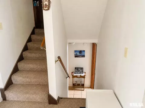 Entry Way - 40014003 Hazelcrest Rd, Springfield, IL 62703 photo 1 of 1