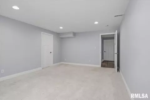 Bedroom - 3418 Telford Dr, Springfield, IL 62712 photo 8 of 9