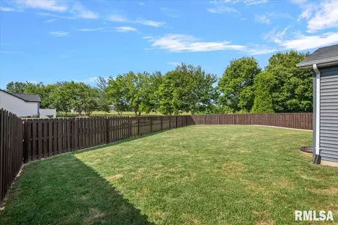 Exterior - 3418 Telford Dr, Springfield, IL 62712 photo 7 of 7