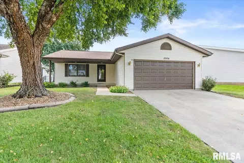 Exterior - 2904 Biscayne Dr, Springfield, IL 62707 photo 1 of 8