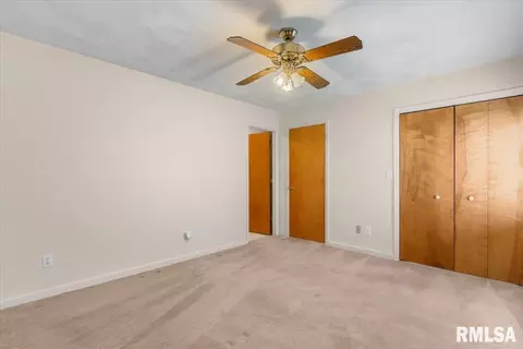 Bedroom - 2904 Biscayne Dr, Springfield, IL 62707 photo 8 of 9