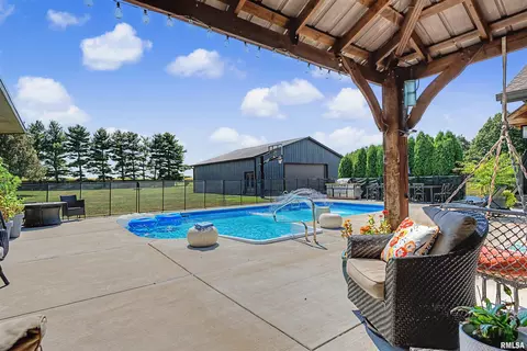 Other - 440 E Walnut St, Dawson, IL 62520 photo 11 of 14