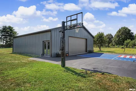 Other - 440 E Walnut St, Dawson, IL 62520 photo 14 of 14