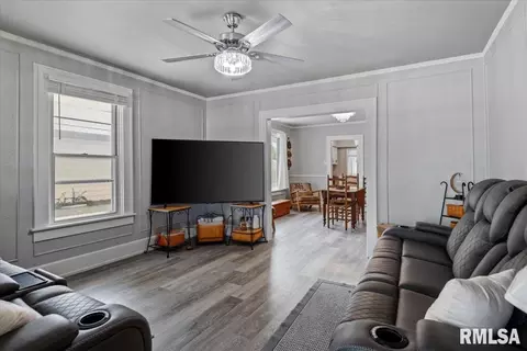 Living - 2225 S 6th St, Springfield, IL 62703 photo 1 of 1