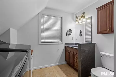 Other - 867 S Douglas St, Springfield, IL 62704 photo 12 of 13