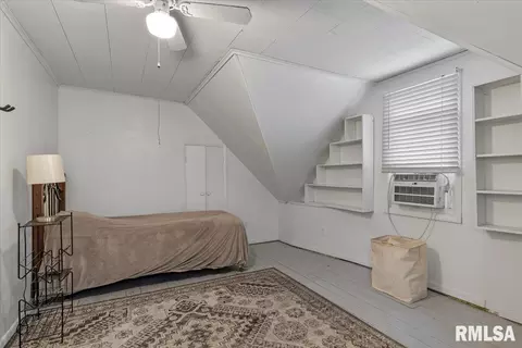 Other - 867 S Douglas St, Springfield, IL 62704 photo 9 of 13