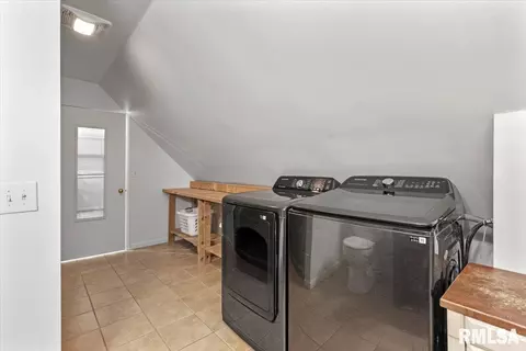 Other - 867 S Douglas St, Springfield, IL 62704 photo 13 of 13