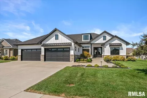 Exterior - 3605 Deer Run Dr, Springfield, IL 62711 photo 3 of 12