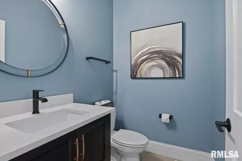 Bath - 3605 Deer Run Dr, Springfield, IL 62711 photo 4 of 7