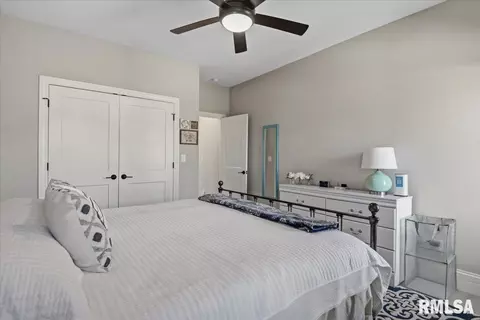 Bedroom - 3605 Deer Run Dr, Springfield, IL 62711 photo 5 of 11