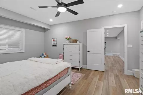 Bedroom - 3605 Deer Run Dr, Springfield, IL 62711 photo 10 of 11
