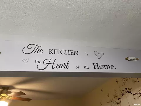 Kitchen - 2541 S 4th St, Springfield, IL 62703 photo 8 of 8