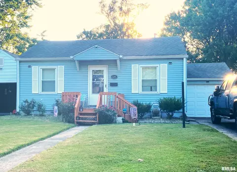 Exterior - 2541 S 4th St, Springfield, IL 62703 photo 2 of 11