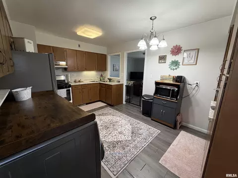 Kitchen - 1709 Albert St, Springfield, IL 62702 photo 1 of 1