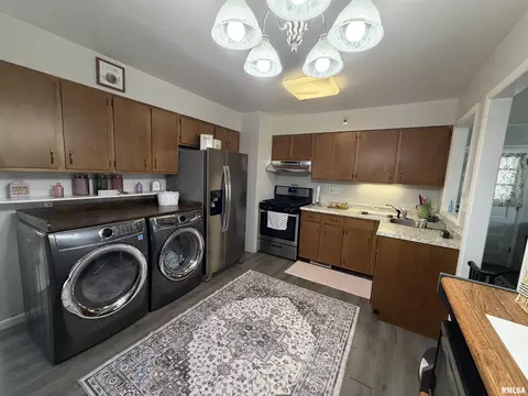 Other - 1709 Albert St, Springfield, IL 62702 photo 3 of 6
