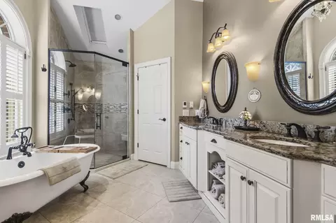 Bath - 4300 Turtle Bay, Springfield, IL 62711 photo 2 of 9