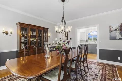 Dining - 4300 Turtle Bay, Springfield, IL 62711 photo 1 of 5