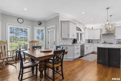 Kitchen - 4300 Turtle Bay, Springfield, IL 62711 photo 6 of 6