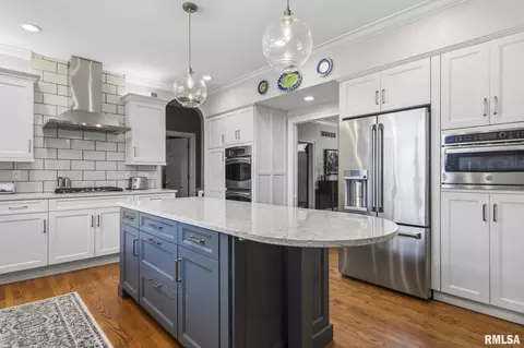 Kitchen - 4300 Turtle Bay, Springfield, IL 62711 photo 4 of 6